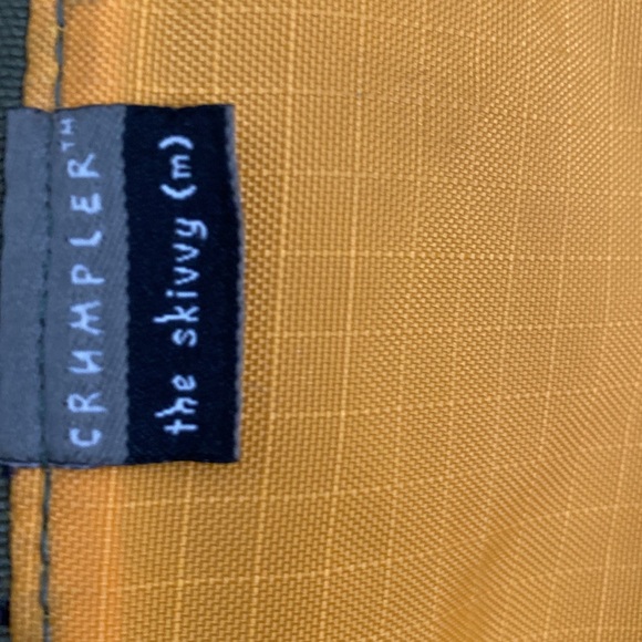 CRUMPLER The Skivvy Medium Size Olive Green Messenger Bag - Picture 5 of 7